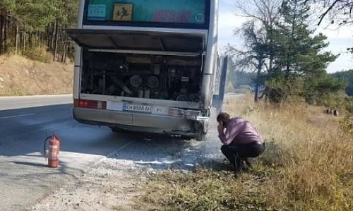Автобус с деца се запали на прохода Предел