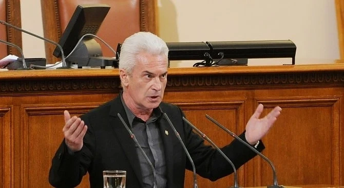 Приеха оставката на Волен Сидеров