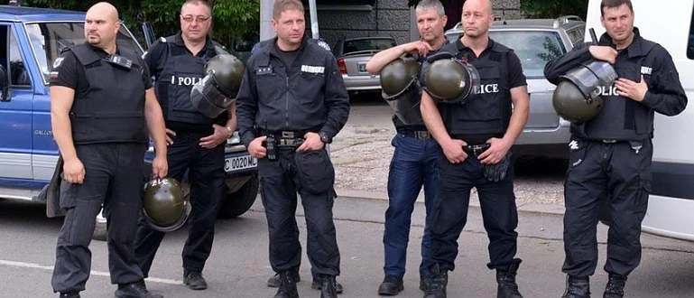 Повече пари за нощен труд на полицаите