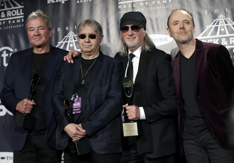 Metallica дарява 100 хиляди долара за пострадалите от калифорнийските пожари