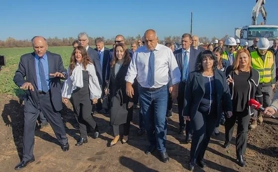 Покрай интерконектора с Гърция Борисов разчерта нова география