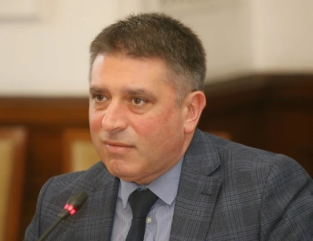 Правосъдният министър: Няма правен мотив изборът на Гешев да се праща на КС