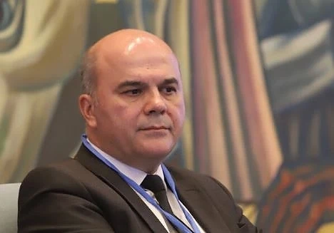 Премиерът Борисов поиска и прие оставката на социалния министър Бисер Петков