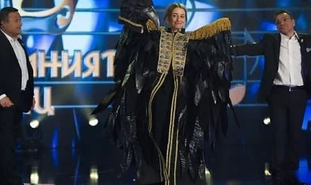 Гарванът - Михаела Маринова спечели \