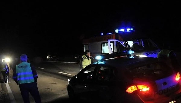 Сблъсък между автомобил и ТИР на АМ \