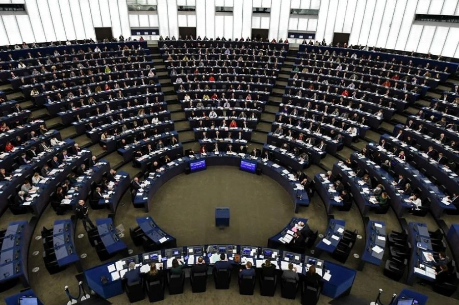 Европейският парламент одобрява да бъде вдигнат мониторингът на България
