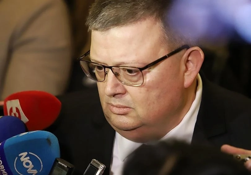 Цацаров поиска отнемане на незаконно имущество за 2,7 милиона лева