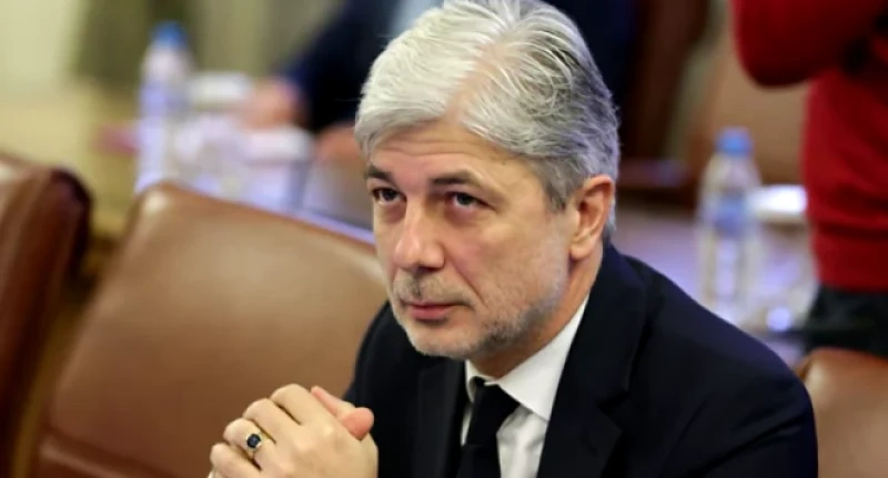 Министър Нено Димов е задържан за 24 часа