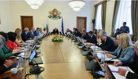 Кой ще дръпне шалтера в страната на бушоните