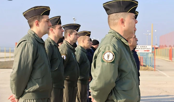 Започна обучението на летателния състав за F-16