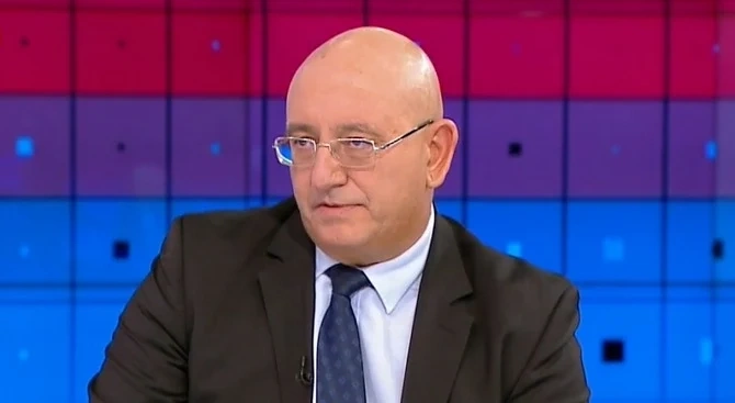 Борисов вече e раздал задачи на Емил Димитров