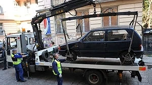 Нова услуга: Вече пращат есемес, ако колата ти е на наказателен паркинг в София