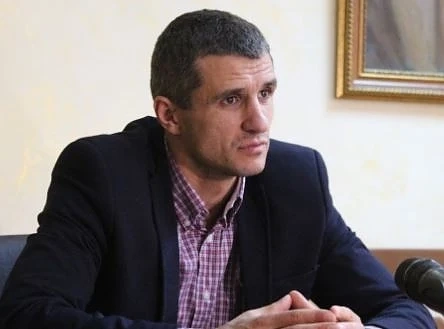 Кметът на Ботевград възропта срещу съда