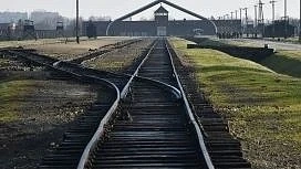 Европа отбелязва 75 г. от освобождаването на Аушвиц