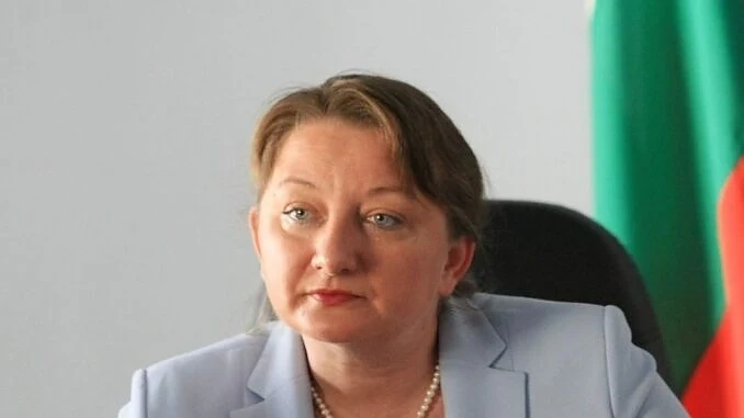 Сачева: Българската социална система не отнема деца от семействата