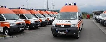 Пациент се нахвърли на медици от Спешна помощ