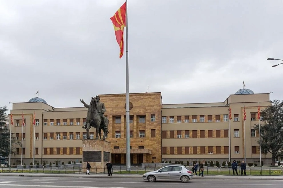Северна Македония разпусна парламента си
