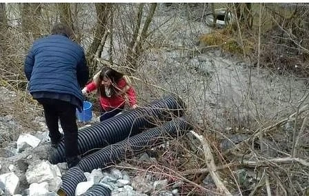 Взимат нови проби от реките Юговска и Чепеларска