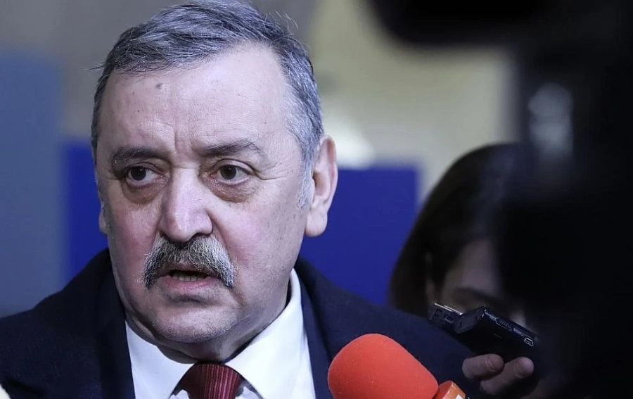 Проф. Кантарджиев: Чакаме лятото, тогава няма да има коронавирус