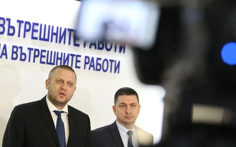 СДВР: Няма връзка между двата извършени обира на банки в София