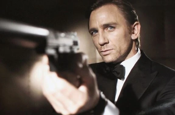 Даниел Крейг - секси агентът 007 на 52