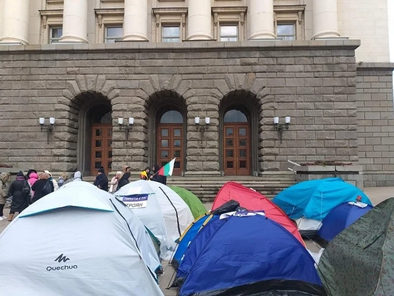 Медицински сестри обявиха гражданско неподчинение