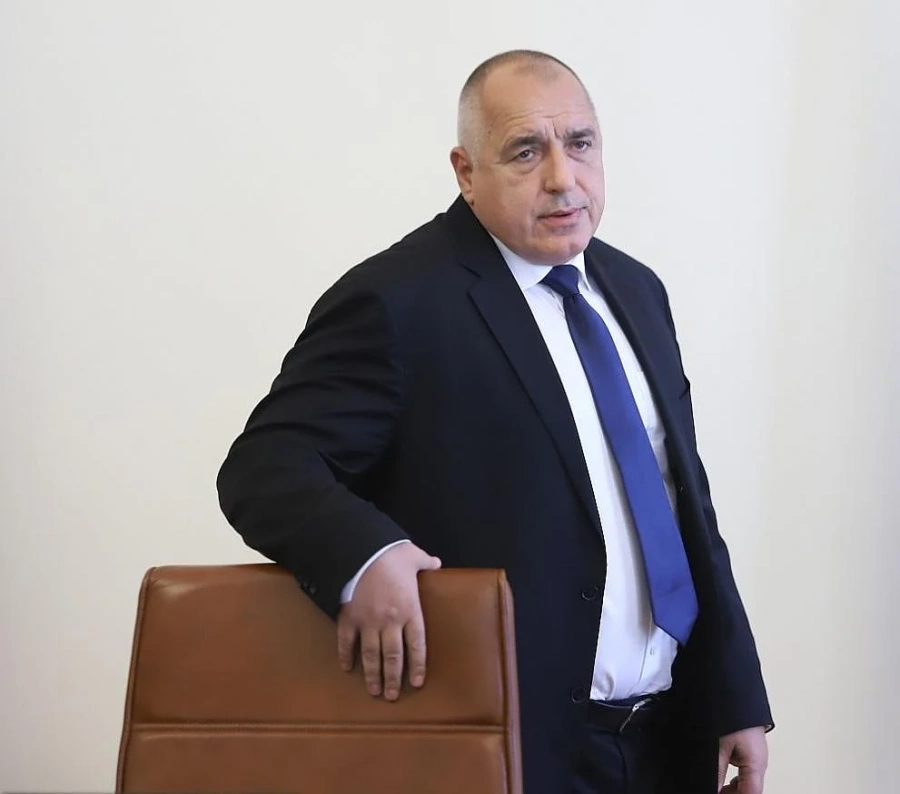 Борисов: Важно е облеклото да не пропуска вода, искам Мутафчийски в скафандър
