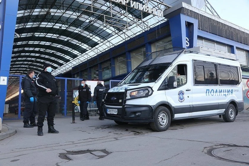 Затварят 28 обекта в \