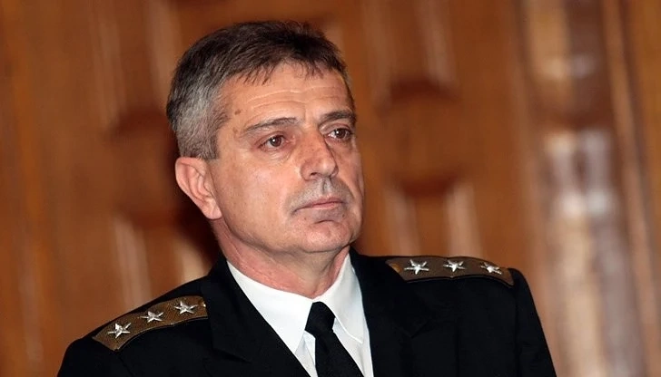 Армията е раздала 70 000 военни маски
