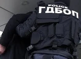 Спецакция в Поморие, атакуваха дома на поморийски бос