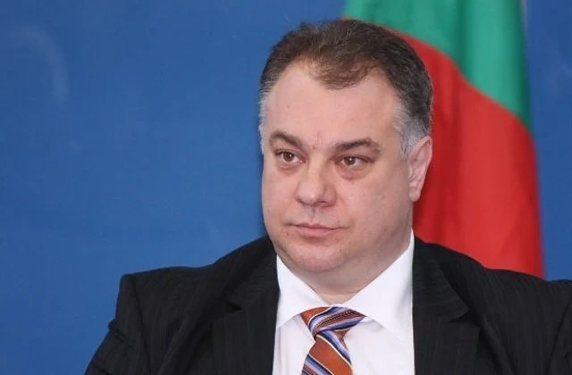 Д-р Ненков: Рано е да се каже, че спада възрастта на починалите 