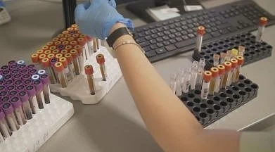 Великобритания обяви, че ще тества 100 000 души на ден за коронавирус