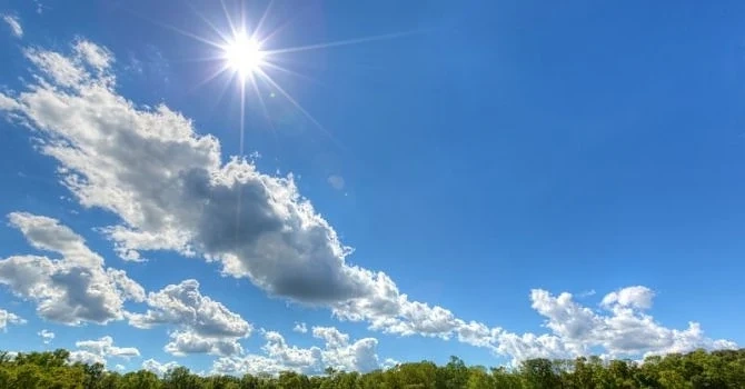 Времето остава слънчево 