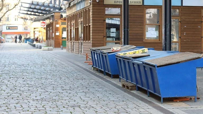 Пазарите и борсите ще работят след Великден