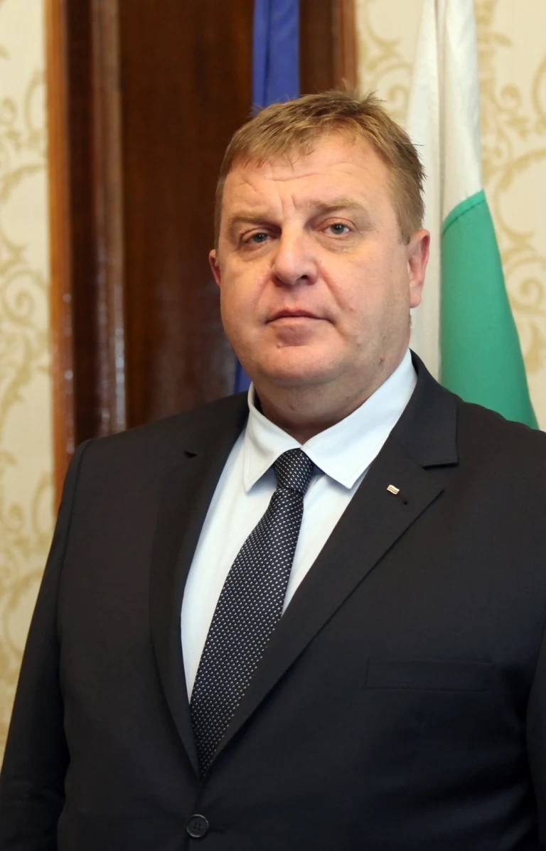 Военният министър предложил три нови мерки в подкрепа на българския аграрен сектор 