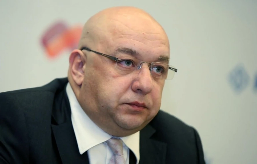 Увеличават администрацията в Министерството на младежта и спорта