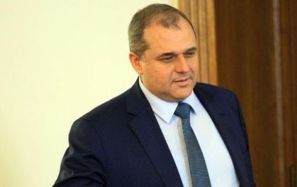 Искрен Веселинов: 9 % ДДС за хотели, ресторанти и книги ще започне да тече от 1 юли