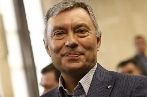 Георги Попов от Дубай: Апелирам Борисов да даде акциите на легендите 