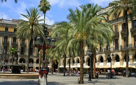 Чуждестранните туристи ще могат да посетят Испания през юли