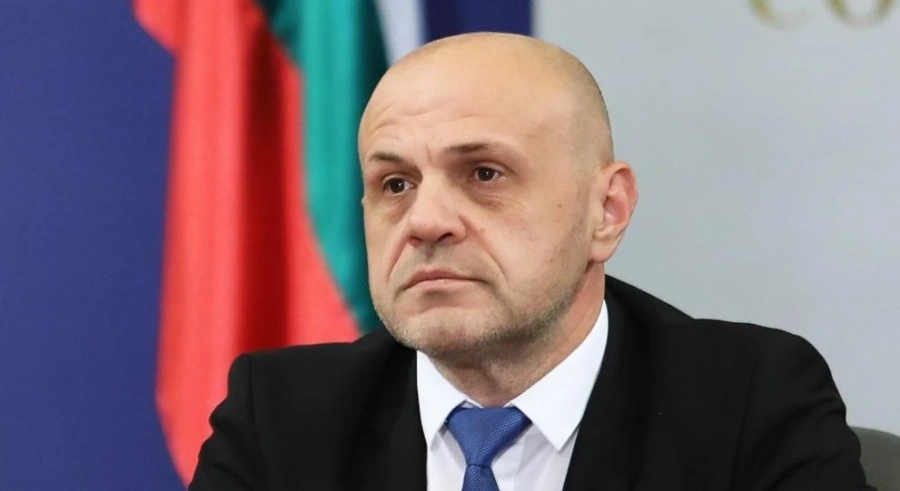  Дончев: Десислава Танева не трябва да подава оставка