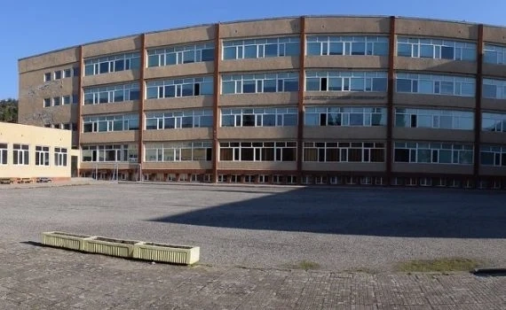 Грандиозна схема на БСП за ремонт на училище в Кресна за над 2 млн. лв.
