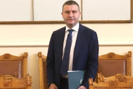Горанов: Организатори на лотарийни игри са плащали не 15% върху оборота, а такси и комисионни 