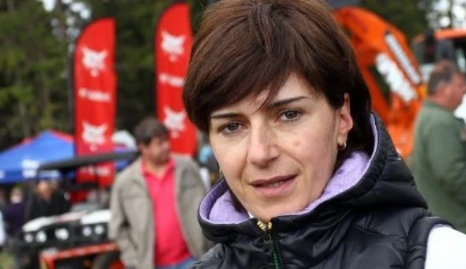 Екатерина Дафовска подала оставка, уморила се е от интриги
