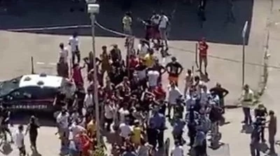 Български роми протестират край Неапол 