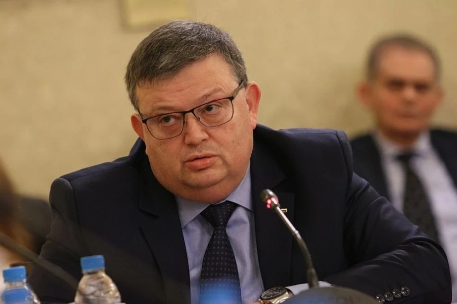 Цацаров за Прокопиев: Битката не е приключена