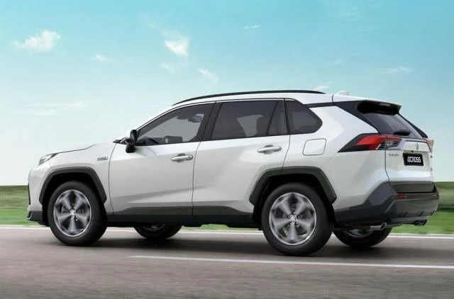 Специална Toyota RAV4 за Източна Европа под марката Suzuki