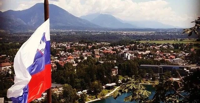 Словакия отчете най-високия дневен ръст на случаите на коронавирус от април насам