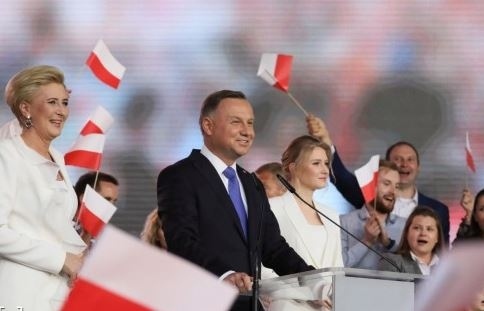 Официално: Анджей Дуда ще е втори мандат президент на Полша