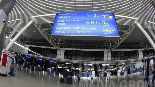 Австрия забрани полетите от България и още 9 страни
