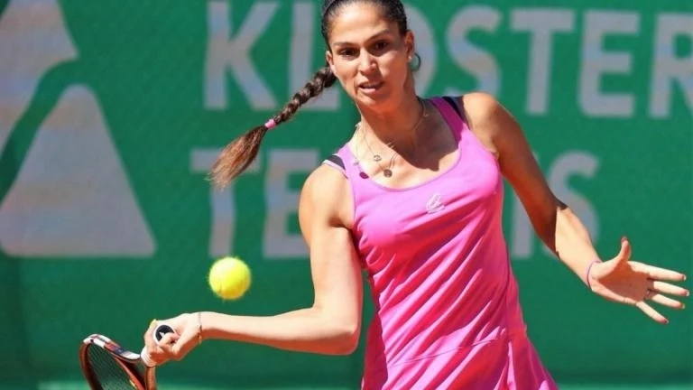 Изабела Шиникова записа победа в Белград
